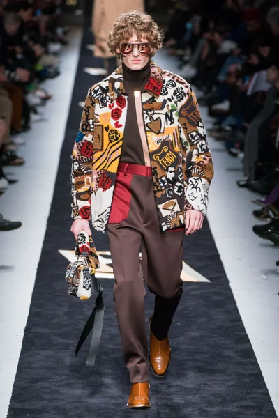Look 21